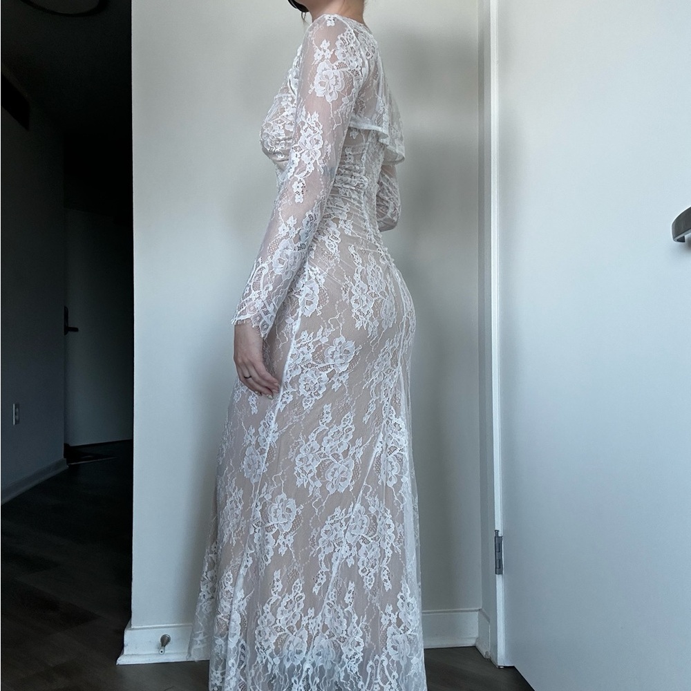 Elegant White Lace Dress